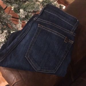 Joe’s Jean romance!! ❤️